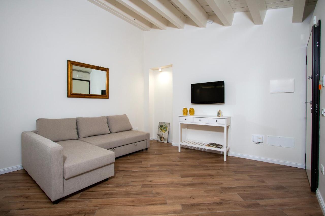 Cortile Del Greco Apartments Palermo Esterno foto